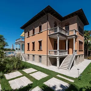 Ca' Delle Contesse - On Lagoon With Private Dock And Spectacular View Lido di Venezia